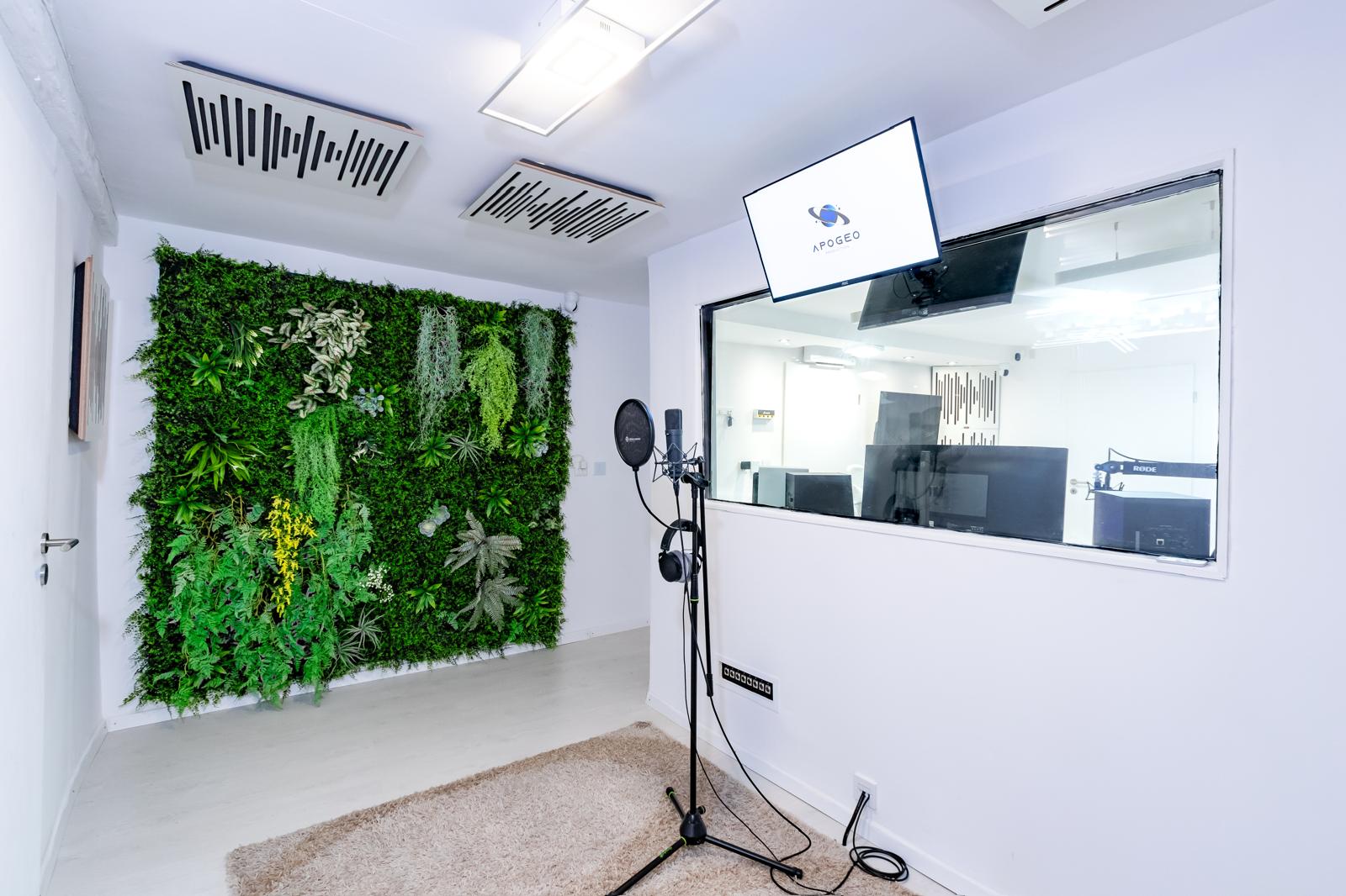 Cabine d'enregistrement